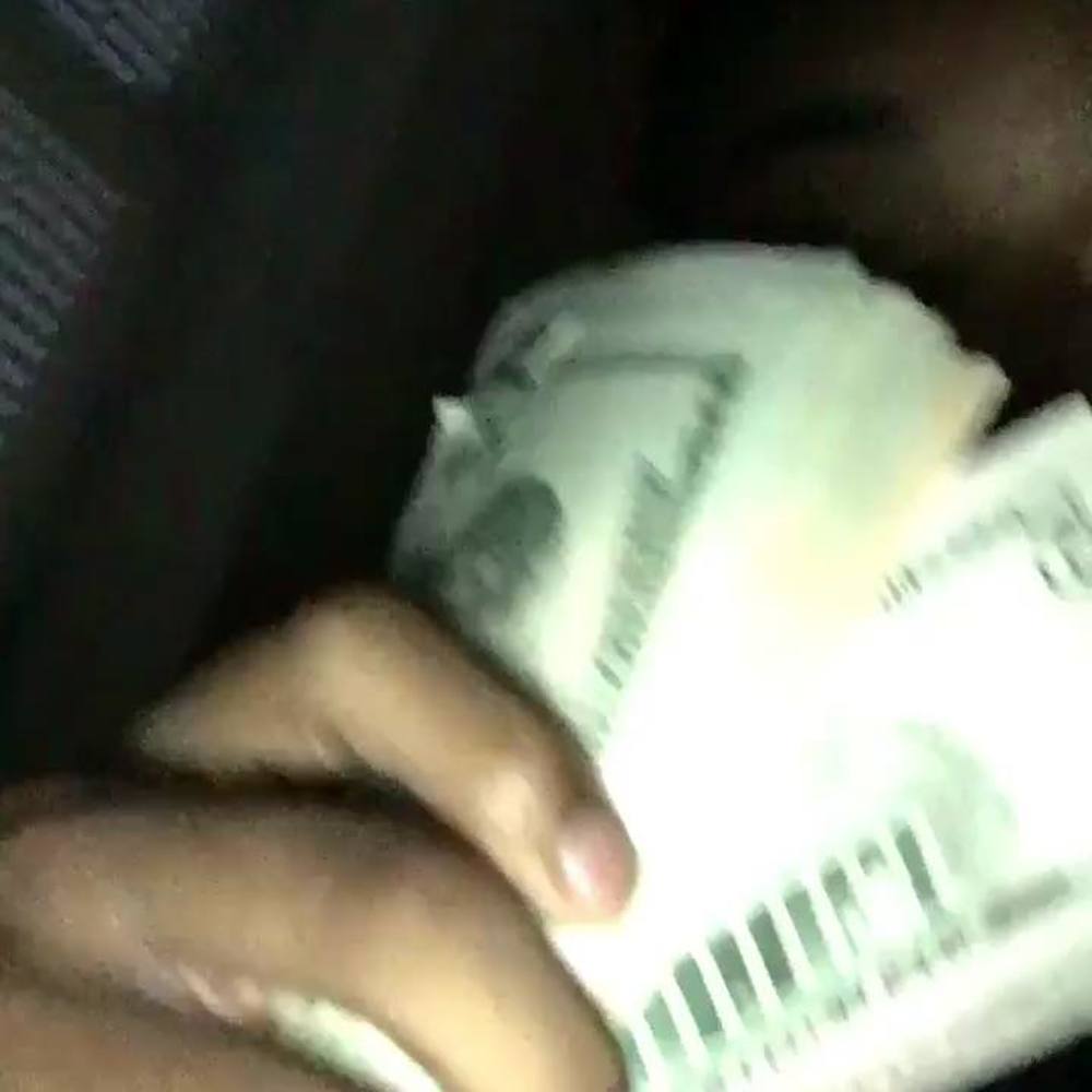 Meet your Posher, Ace